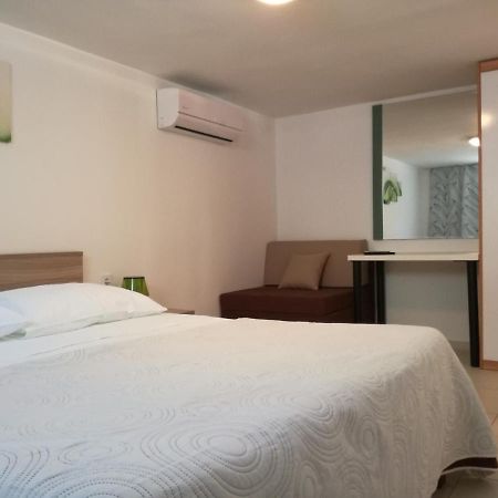 Apartman Anni Appartement Poreč Buitenkant foto