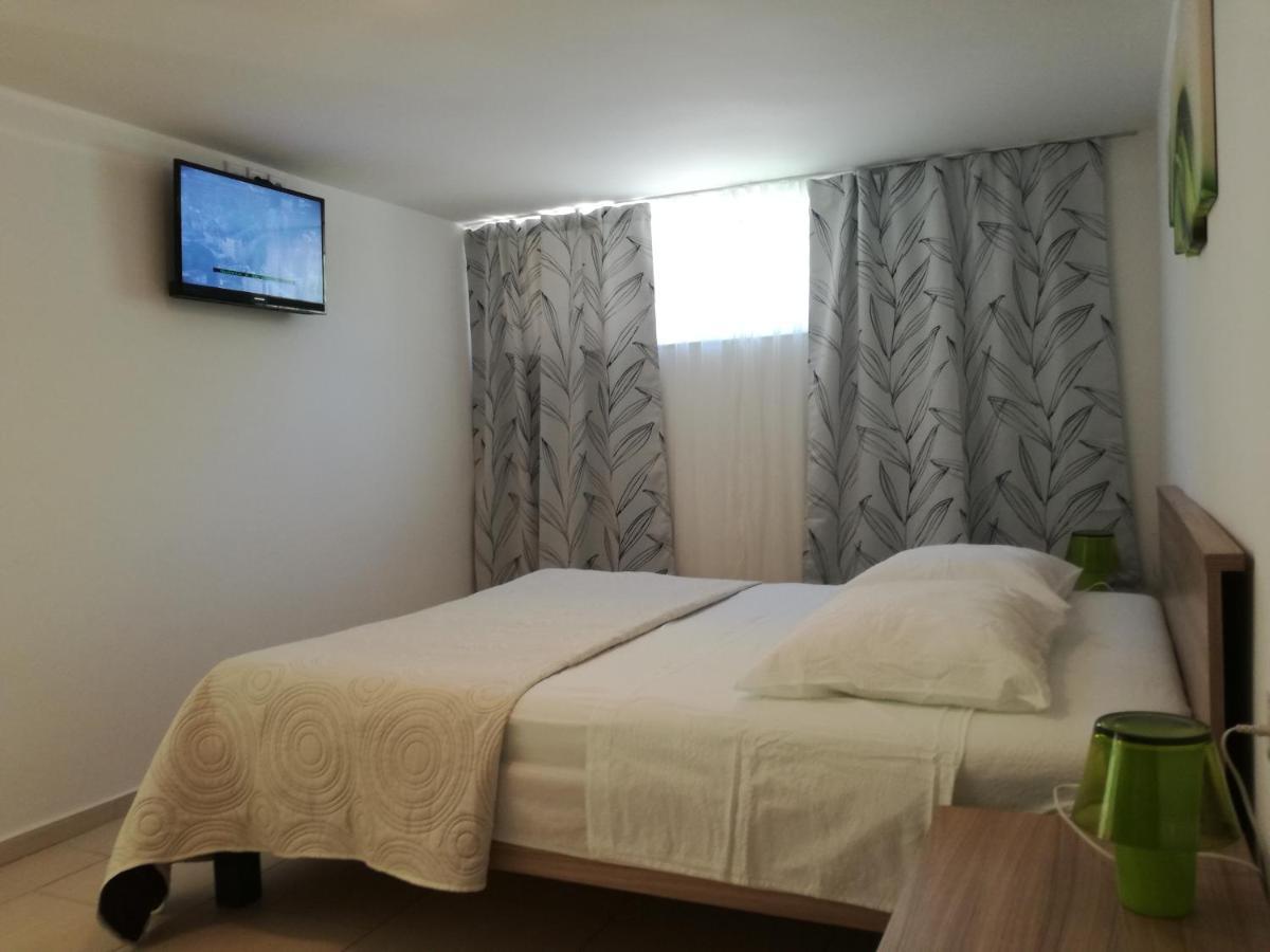 Apartman Anni Appartement Poreč Buitenkant foto