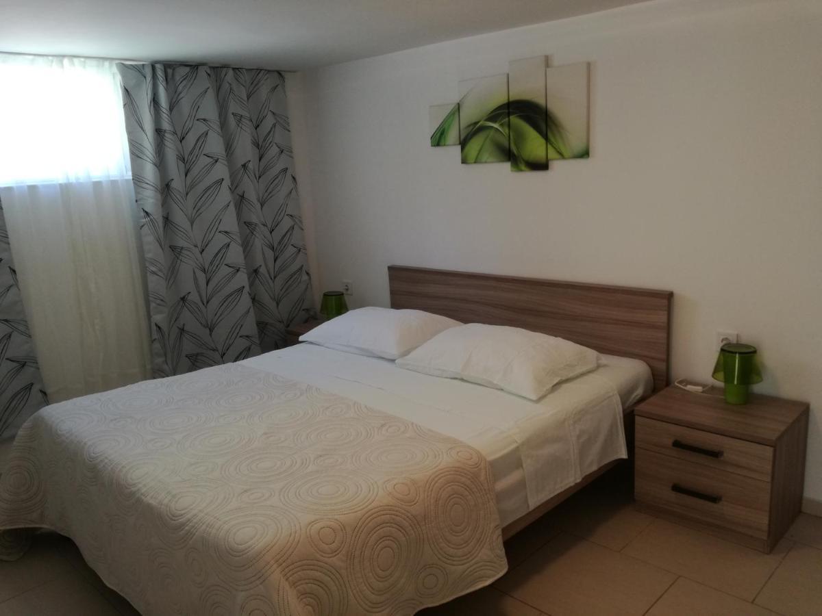 Apartman Anni Appartement Poreč Buitenkant foto